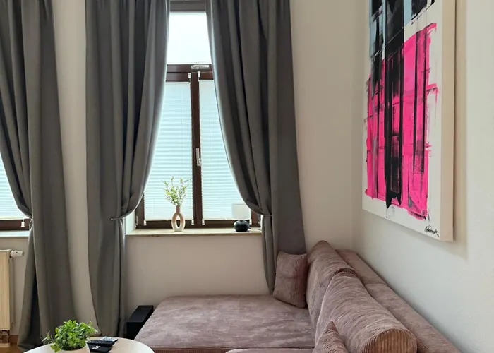 Apartment Chez Chantal - In Historic Center *